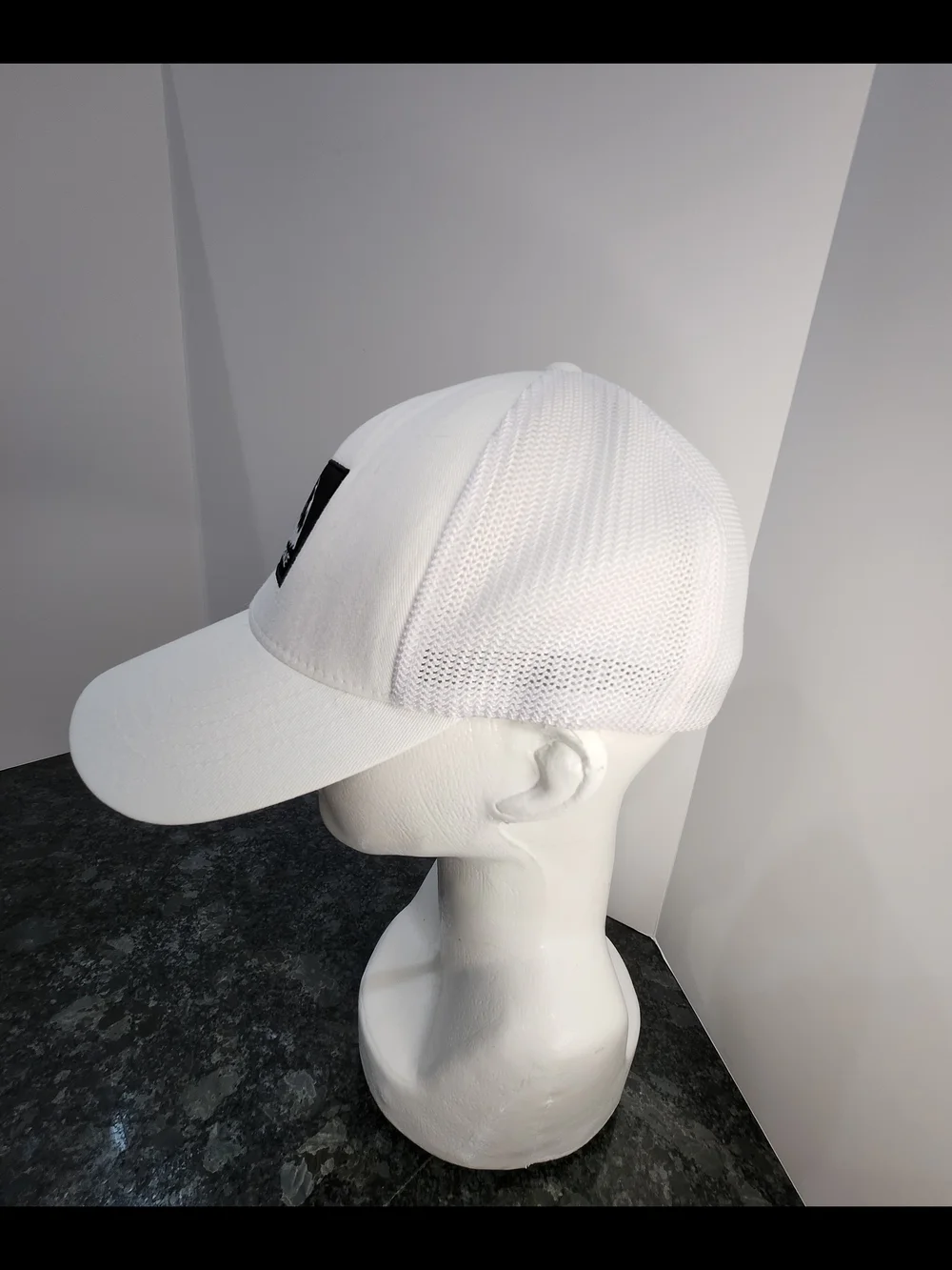 The North Face White Logo Cap - Men's Casual Baseball Hat